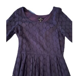 Navy Blue Eyelet Scalloped Hem Fit and Flare Midi Dress Size 10 Fall Prep Classy